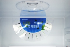 結婚就要看家電！海信紅色冰箱裸身特賣 