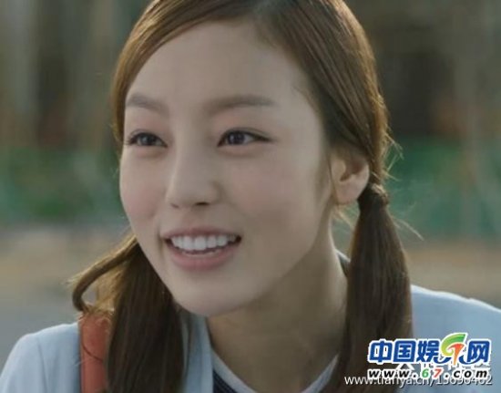 具荷拉,《城市猎人》,具荷拉扮演总统的小女儿.