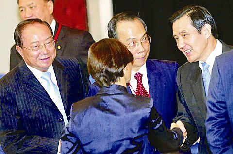 谈年终慰问金制度改革:马英九提2目标4策略