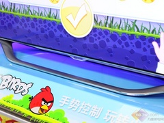 用手勢玩小鳥 三星UA55ES8000賣場最矚目 