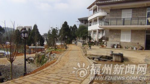 鼓岭重要景点设中英文介绍牌 古街路面铺设青
