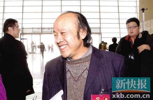 范松青