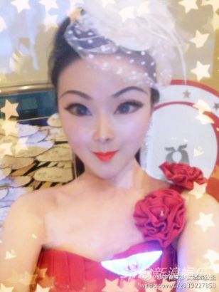 宇宙美少女蝴蝶公主爆红 网友:葫芦娃快来收蛇