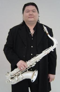 戎祥唱卡拉OK猝死 曾出演《疯狂的赛车》