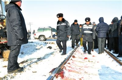 车祸漂亮女尸_