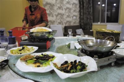 老总吃剩饭_剩菜剩饭图片(2)
