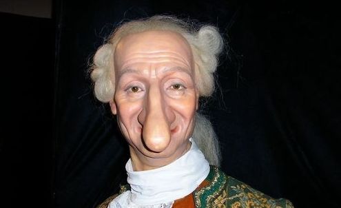 震惊世界的人体之最 20公分腰40厘米颈(组图)