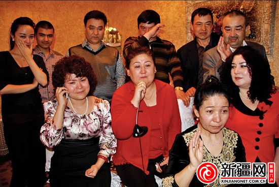 天山香江一线连 驻港<em>女兵</em>与家人<em>视频</em>祝福(图)-
