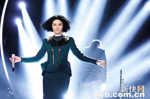 《我是歌手》 旧不如新 周晓欧不怕黄绮珊