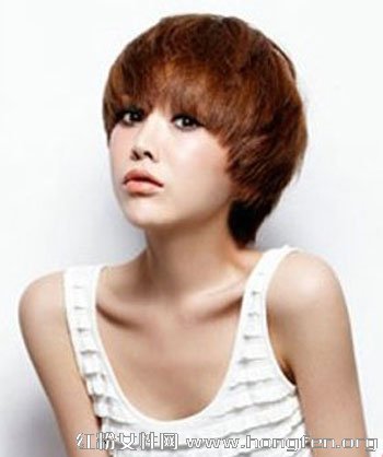 圆脸适合的发型+推荐6款修颜短发发型图片