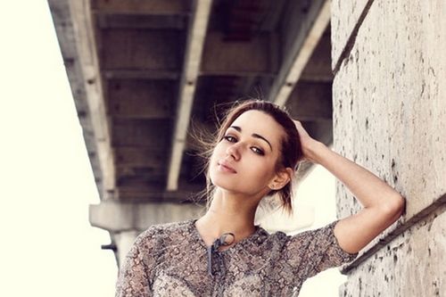 10個聳人聽聞的健康信號 女人乳房越大越易患病