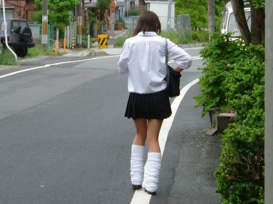 <em>日本</em>滋贺县<em>女生裙子</em>被指过短导致色狼剧增--河