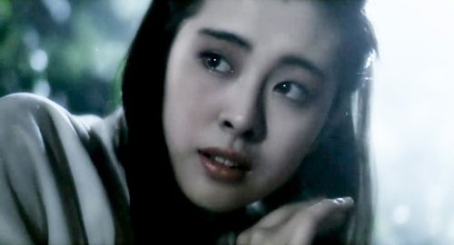 王祖贤1987年以电影《倩女幽魂》中\聂小倩\