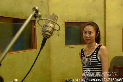《变形金刚》,《阿凡达》,《泰坦尼克号》女主角都是同一个配音演员?