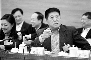 马振川:建议探索户口递进制