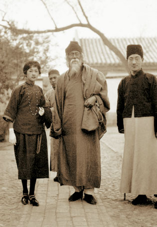 《我们太太的客厅》揭秘冰心与林徽因的恩怨