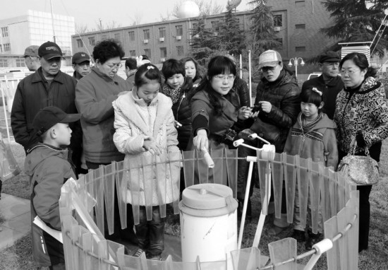 石家庄近2000市民探秘天气预报如何出炉