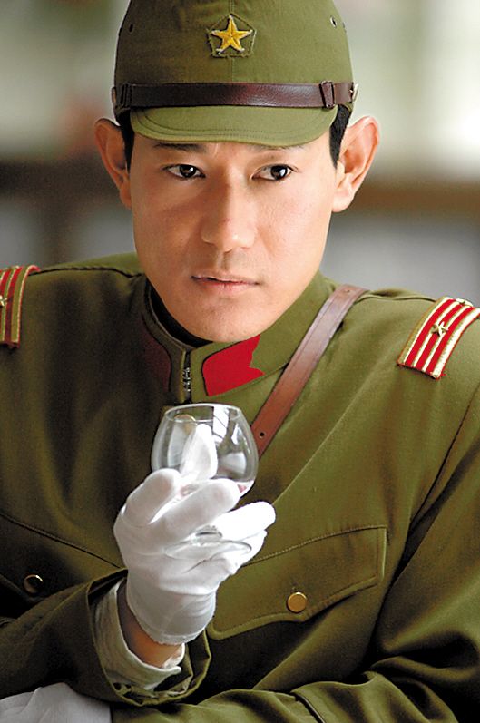 矢野浩二不想千篇一律演"鬼子 一见到军服就想吐