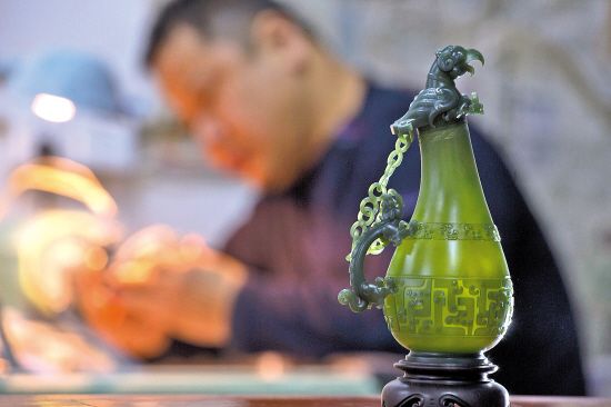 太湖春早:東渚賞脂玉 西山閑問茶