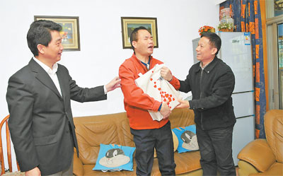 上海嘉定区真新街道组织开展零距离·大走访