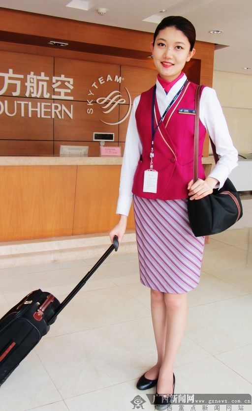 <em>空姐</em>含金量下降竞争呈白热化 <em>航空公司</em>频<em>招聘</em>