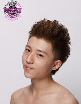 杨承熹裸照曝光杨承熹唱腔空灵曲调哀怨获赞(