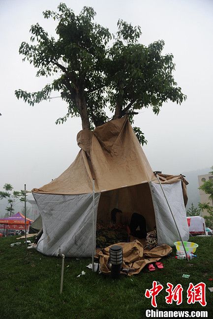 芦山县城有多少人口_4月29日的芦山县城