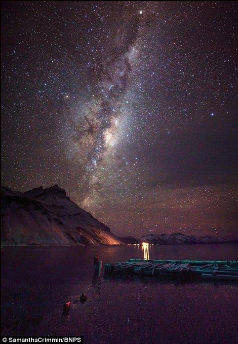 浪漫梦幻！拍摄南极星空制成邮票