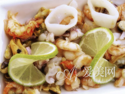 点击图片查看详情 哪些食物属于海鲜食物_海鲜拼盘有哪些东西_哪些食物含钾量高(3)