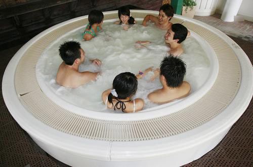 揭秘日本<em>男女</em>混浴风俗 特有的传统文化(组图)【