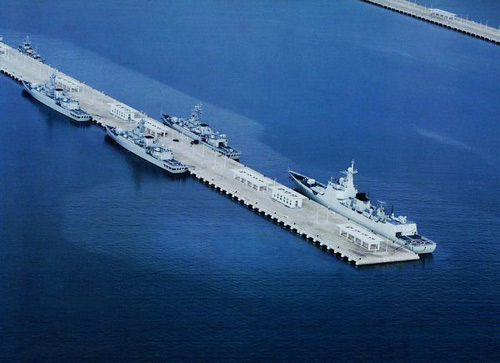 辽宁舰加紧训练舰载机联队 或移至三亚