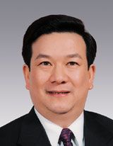 中石化老总是谁_我是谁我在哪图片(3)