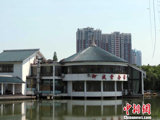 合肥公园藏“高级会所”公园姓“公”有几许尴尬