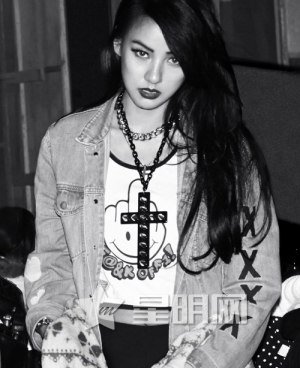 Тר衶Bad GirlT 