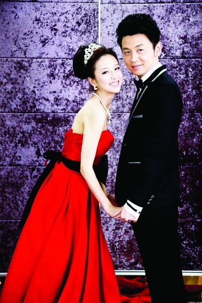 《断奶》曝佟丽娅婚纱照 "新郎"不惧陈思成