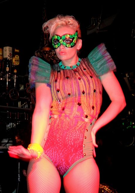 令人惊叹的<em>人体</em>柔术秀 性感与<em>艺术</em>的和谐【<em>18</em>