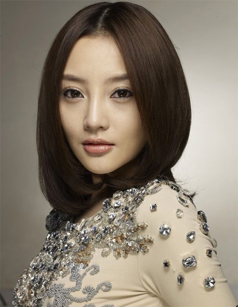 假脸姐妹团杨幂是团长 一群爱修补面部女人大