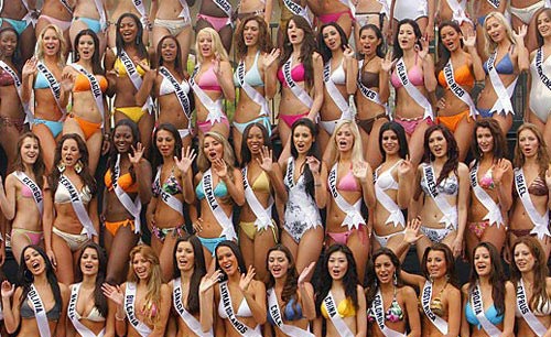 印尼<em>世界小姐</em>大赛无比基尼环节+避免刺激穆斯