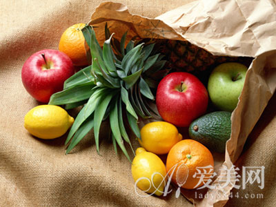 吃榴莲喝酒会上火 夏季吃水果先分清寒热