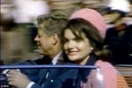 美杂志揭玛丽莲·梦露与肯尼迪兄弟情事(组图