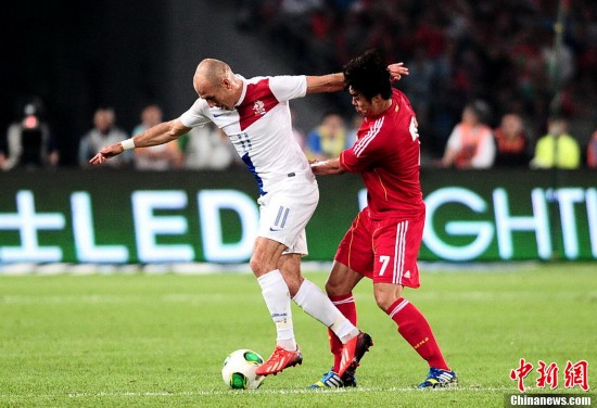 2013年国际足球友谊赛 中国男足0:2不敌荷兰