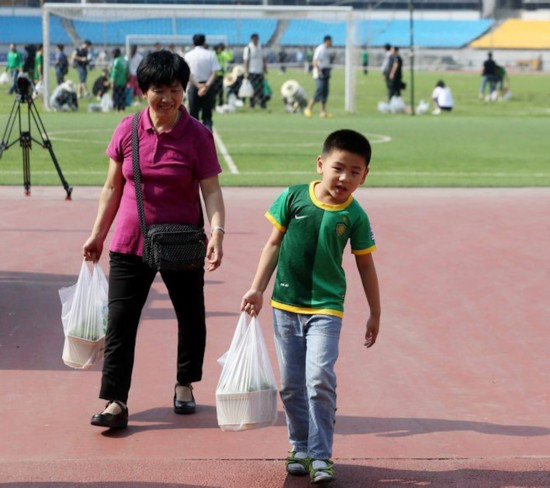 求推荐北京工体夜店的一些歌曲比较流行的 最