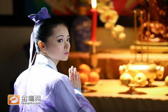 仪琳小师妹的姿色也是不逊