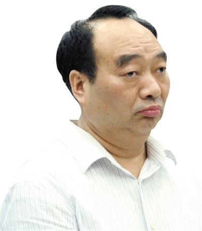 拍视频捉奸勒索肖烨等6人受审组图