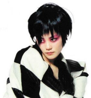 王菲生女儿时也花了超过10万元