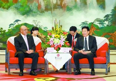 苏里南共和国多少人口_苏里南共和国位置地图(3)