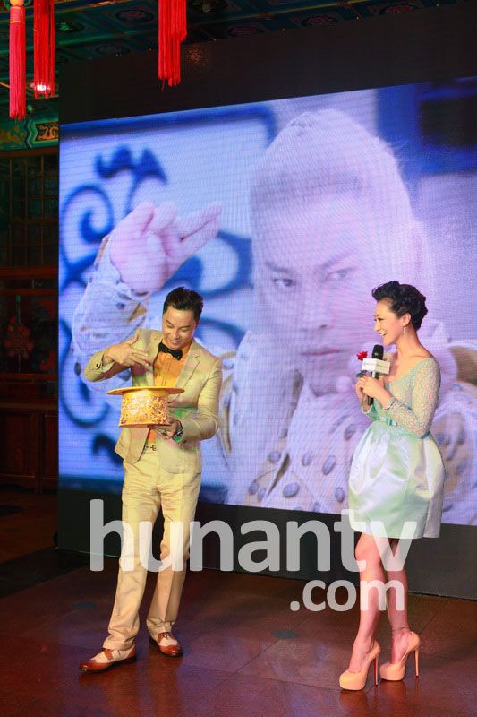 陈浩民自曝吻戏多老婆不吃醋 陆昱霖偷看陈紫