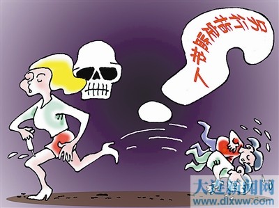 谁该为幼童饿死家中事件负责?