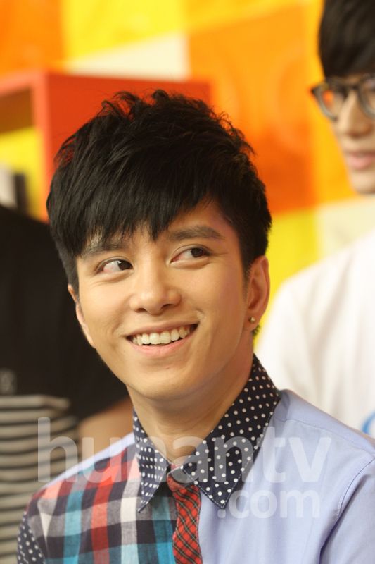 2013长沙快男十强接受访谈 火星哥华晨宇害羞