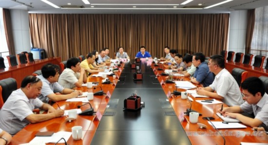 省经信委主任牛弩韬一行到合肥经开区调研